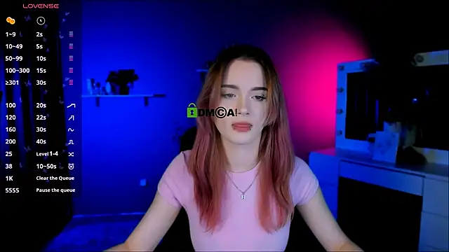 liana kisses online show from 4, 10, 2025