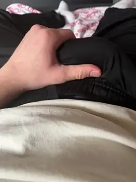 dari-bigcock online show from 20, 2, 2026