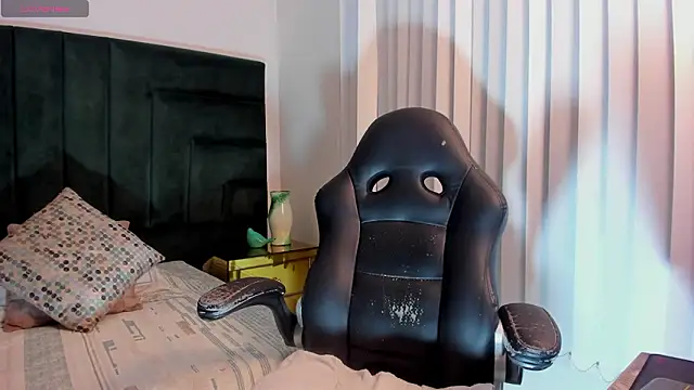 BarbaraKnox  online show from 24, 3, 2026