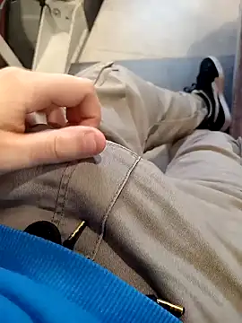 Snapshot of Durovoglioso2 chatting on 21, 2, 2025 Durovoglioso2 online show from 21, 2, 2025