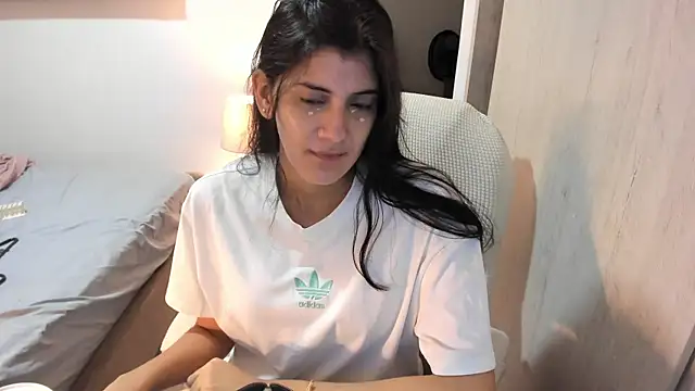 Snapshot of misstoya chatting on 20, 9, 2025 misstoya online show from 20, 9, 2025