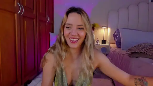 Snapshot of martinaaricci chatting on 14, 3, 2026 martinaaricci online show from 14, 3, 2026