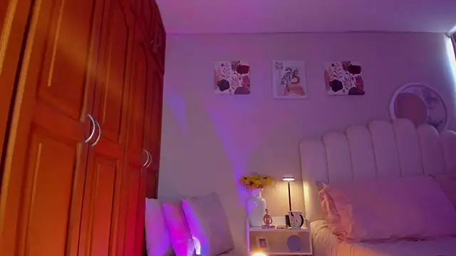 Snapshot of martinaaricci chatting on 31, 3, 2026 martinaaricci online show from 31, 3, 2026