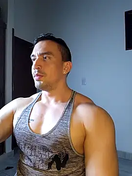 Snapshot of jhay-crux chatting on 4, 11, 2025 jhay-crux online show from 4, 11, 2025