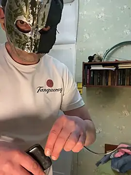 Snapshot of Ariel_Ari chatting on 10, 3, 2025 Ariel Ari online show from 10, 3, 2025