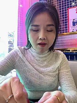 Efangfang online show from 11, 1, 2025