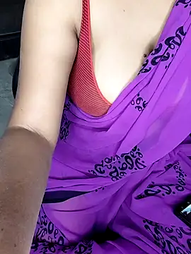 Snapshot of Adwithaa chatting on 22, 12, 2025 Adwithaa online show from 22, 12, 2025