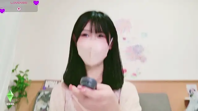 Snapshot of Conatsu chatting on 3, 11, 2025 Conatsu online show from 3, 11, 2025