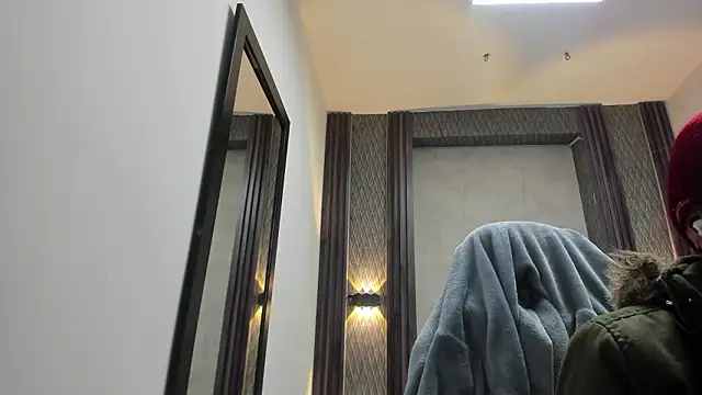 Snapshot of selene_red_ chatting on 15, 3, 2026 selene red online show from 15, 3, 2026