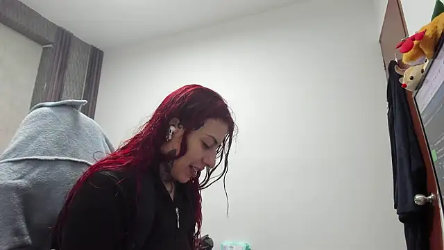 Snapshot of selene_red_ chatting on 17, 3, 2026 selene red online show from 17, 3, 2026