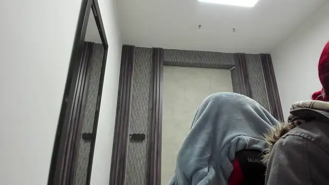 Snapshot of selene_red_ chatting on 15, 4, 2026 selene red online show from 15, 4, 2026