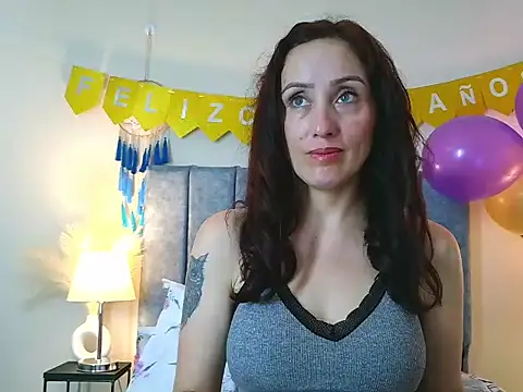 IberianMoonMK online show from 4, 2, 2026