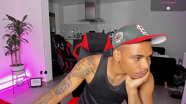 TROYWESLY- online show from 5, 11, 2025