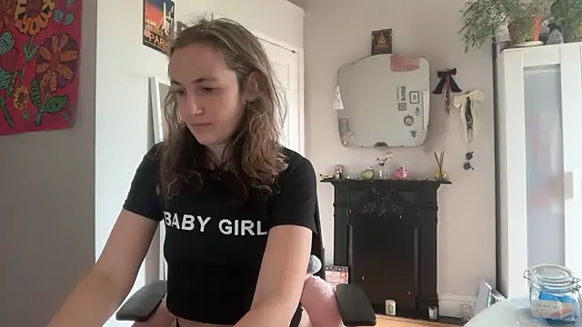 Snapshot of Littlelolo60 chatting on 14, 4, 2026 Littlelolo60 online show from 14, 4, 2026