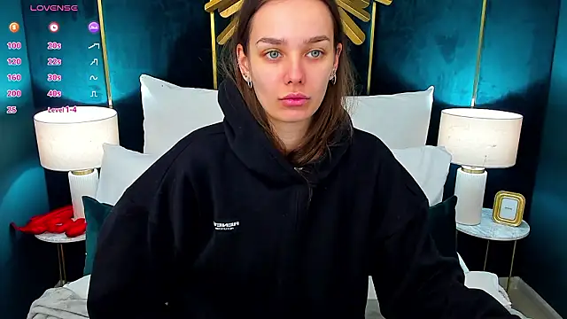 Snapshot of AprilWong chatting on 13, 3, 2026 AprilWong online show from 13, 3, 2026