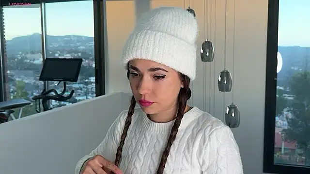 Snapshot of Mika_Miller chatting on 19, 12, 2024 Mika Miller online show from 19, 12, 2024