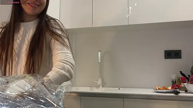 Snapshot of Mika_Miller chatting on 21, 12, 2024 Mika Miller online show from 21, 12, 2024