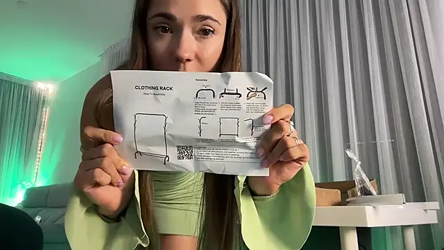 Snapshot of Mika_Miller chatting on 11, 9, 2025 Mika Miller online show from 11, 9, 2025