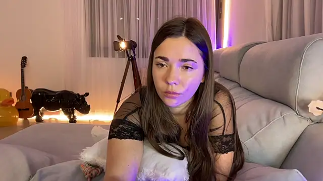 Mika Miller online show from 2, 2, 2026