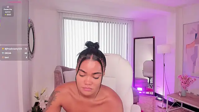 Snapshot of madisson_davon chatting on 20, 3, 2025 madisson davon online show from 20, 3, 2025