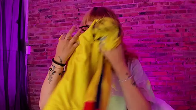 Sweet Namii online show from 31, 1, 2025