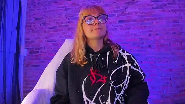 Sweet Namii online show from 5, 2, 2025