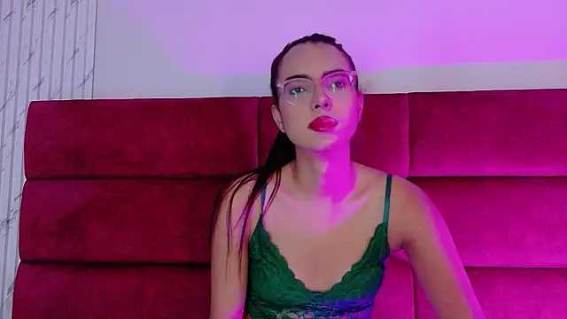 sara saenz99 online show from 3, 12, 2025