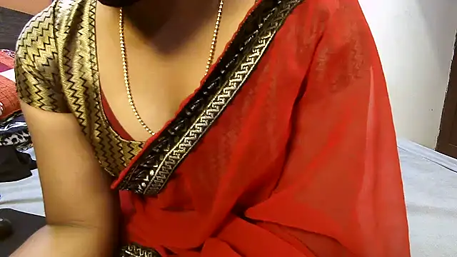 Snapshot of VR_here_4U chatting on 7, 4, 2026 VR here 4U online show from 7, 4, 2026