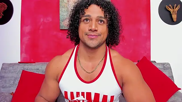 Snapshot of MikeEstevess chatting on 19, 12, 2024 MikeEstevess online show from 19, 12, 2024