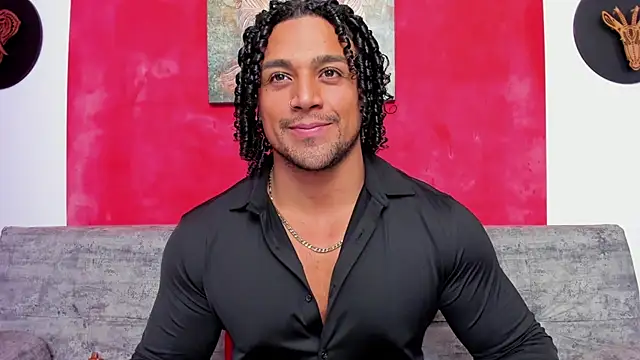 Snapshot of MikeEstevess chatting on 23, 12, 2024 MikeEstevess online show from 23, 12, 2024