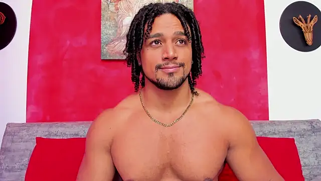 Snapshot of MikeEstevess chatting on 3, 1, 2025 MikeEstevess online show from 3, 1, 2025