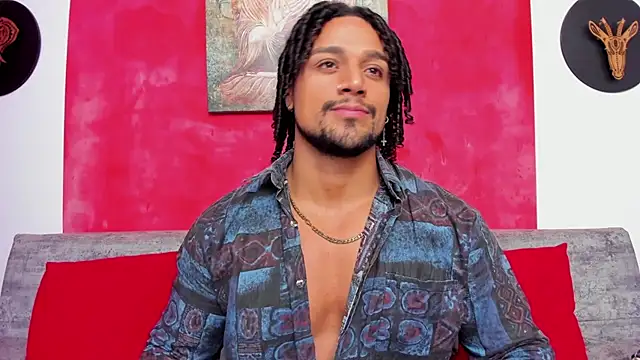 Snapshot of MikeEstevess chatting on 11, 1, 2025 MikeEstevess online show from 11, 1, 2025