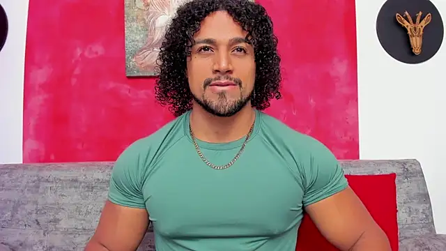 Snapshot of MikeEstevess chatting on 15, 1, 2025 MikeEstevess online show from 15, 1, 2025