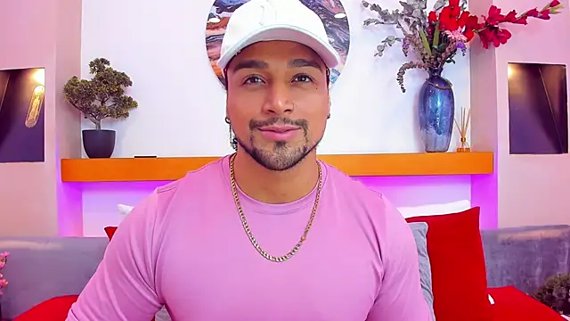 Snapshot of MikeEstevess chatting on 20, 2, 2025 MikeEstevess online show from 20, 2, 2025