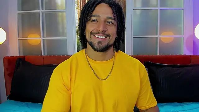 Snapshot of MikeEstevess chatting on 15, 3, 2025 MikeEstevess online show from 15, 3, 2025