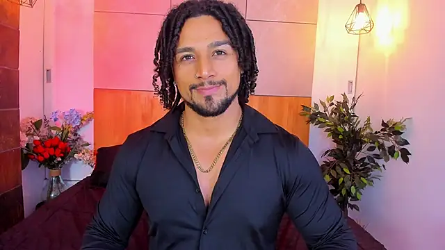 Snapshot of MikeEstevess chatting on 22, 3, 2025 MikeEstevess online show from 22, 3, 2025