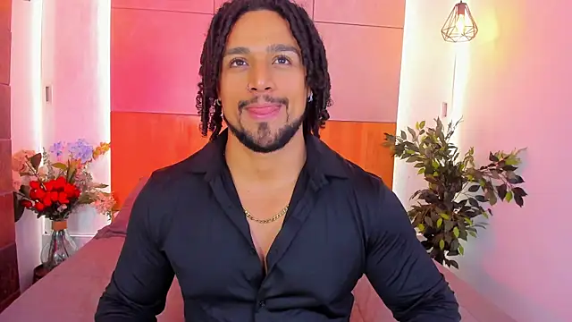 Snapshot of MikeEstevess chatting on 22, 3, 2025 MikeEstevess online show from 22, 3, 2025