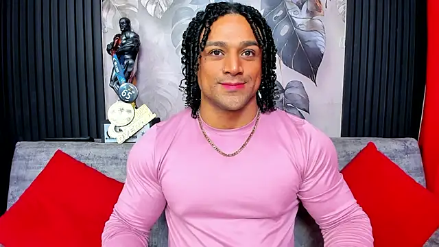 Snapshot of MikeEstevess chatting on 25, 9, 2025 MikeEstevess online show from 25, 9, 2025