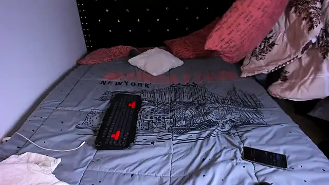 Snapshot of valerie_luxe_ chatting on 17, 1, 2025 valerie luxe  online show from 17, 1, 2025