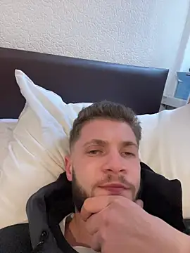 Snapshot of jimmyy_ chatting on 1, 2, 2026 jimmyy online show from 1, 2, 2026