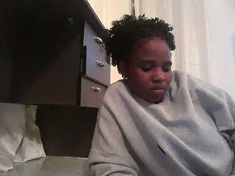 Snapshot of candybabe_ chatting on 17, 7, 2026 candybabe online show from 17, 7, 2026