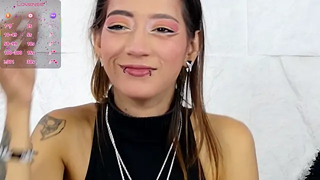 zorravioletta1 online show from 13, 9, 2025