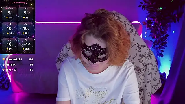 Snapshot of Sexy-Housewife chatting on 18, 1, 2025 Sexy-Housewife online show from 18, 1, 2025