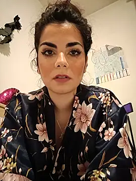 Snapshot of Saturnia_Yvonne chatting on 6, 12, 2024 Saturnia Yvonne online show from 6, 12, 2024