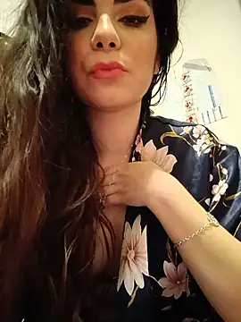 Snapshot of Saturnia_Yvonne chatting on 21, 2, 2025 Saturnia Yvonne online show from 21, 2, 2025