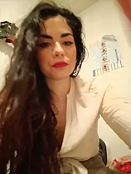 Snapshot of Saturnia_Yvonne chatting on 1, 3, 2025 Saturnia Yvonne online show from 1, 3, 2025