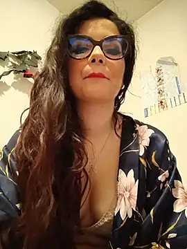 Snapshot of Saturnia_Yvonne chatting on 13, 3, 2025 Saturnia Yvonne online show from 13, 3, 2025