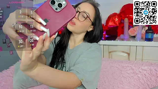 Snapshot of Kruela_Eva chatting on 15, 2, 2025 Kruela Eva online show from 15, 2, 2025