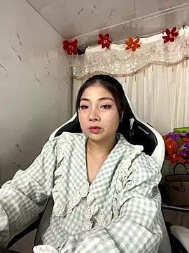 Snapshot of MiMi_0293 chatting on 24, 10, 2025 MiMi 0293 online show from 24, 10, 2025