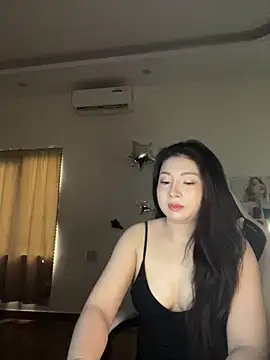 Snapshot of MiMi_0293 chatting on 3, 4, 2026 MiMi 0293 online show from 3, 4, 2026